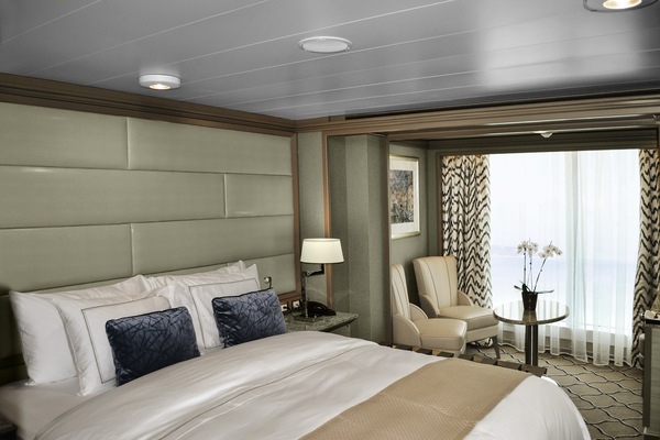 Silversea SM Panorama Suite ©Silversea Cruises Ltd..jpg